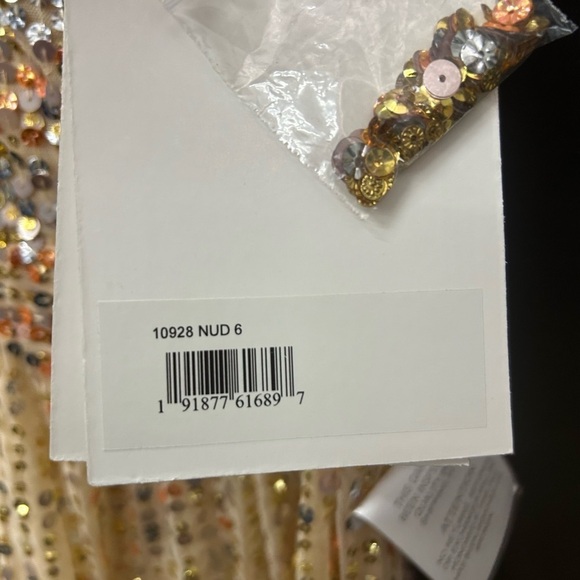 Mac Duggal 10928 NWT SEQUINED SLEEVELESS WRAP OVER A LINE GOWN - Picture 8 of 8